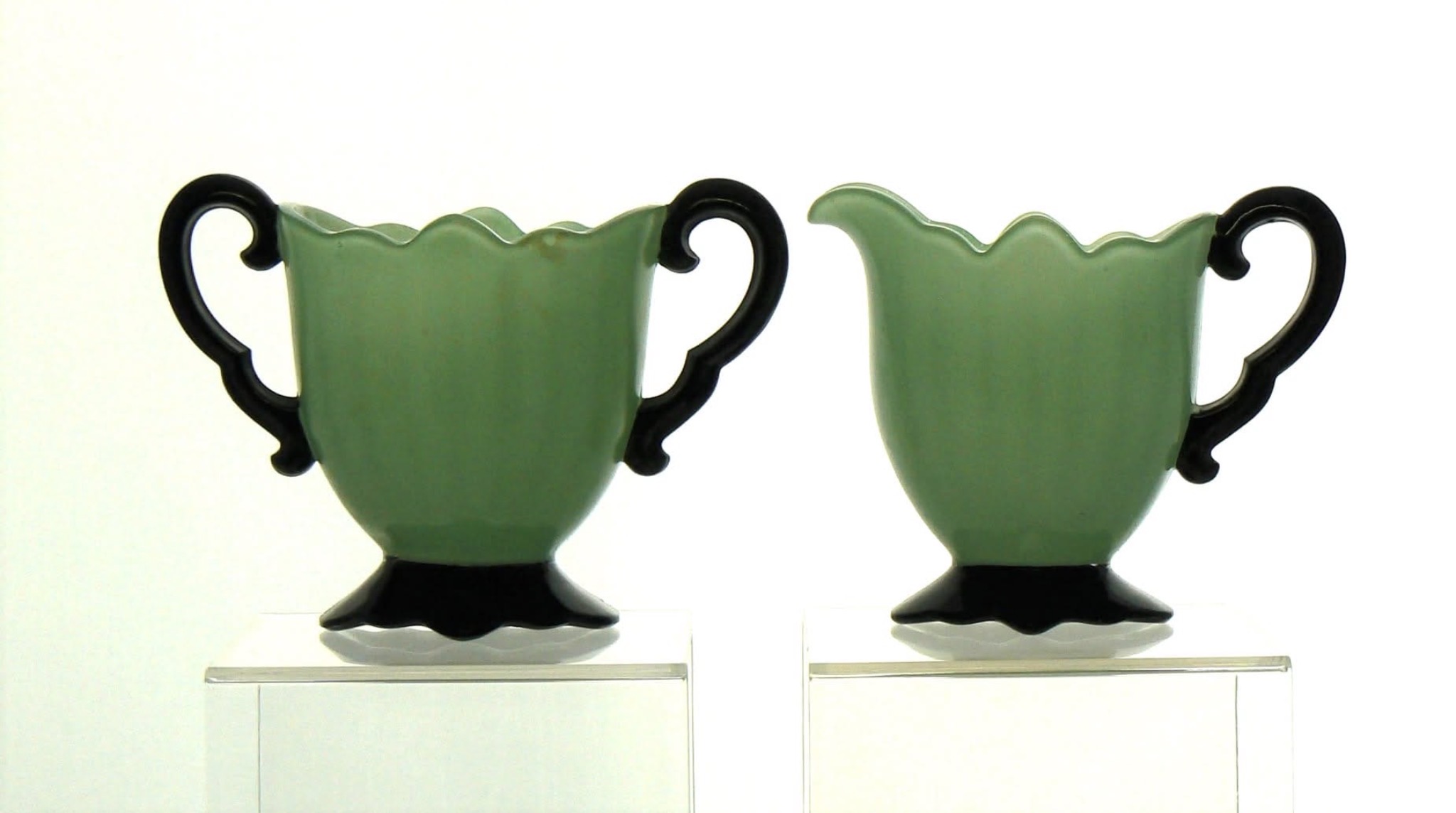 1706 Sugar and Creamer