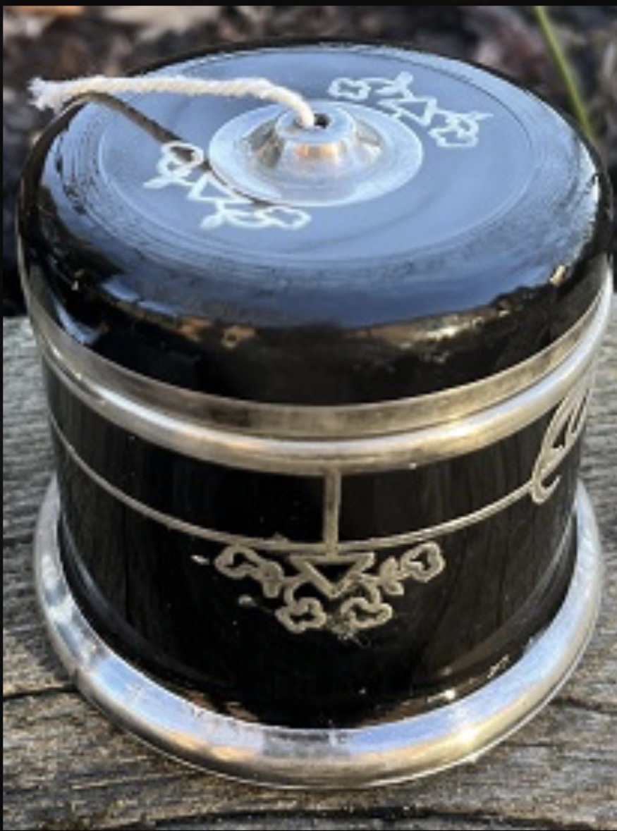 String Holder Rockwell Sterling