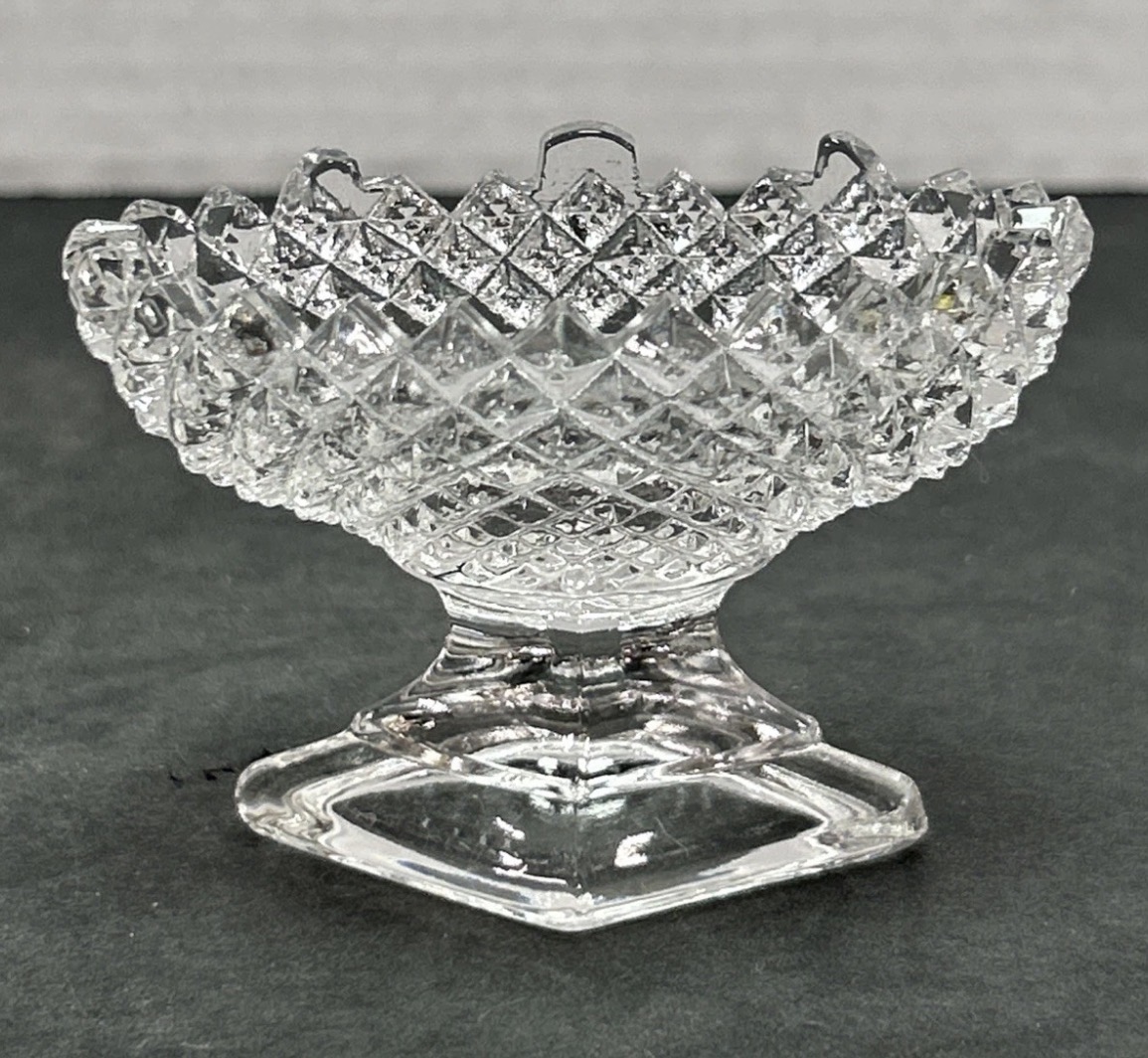 English Hobnail Nut Dish / Card Holder
