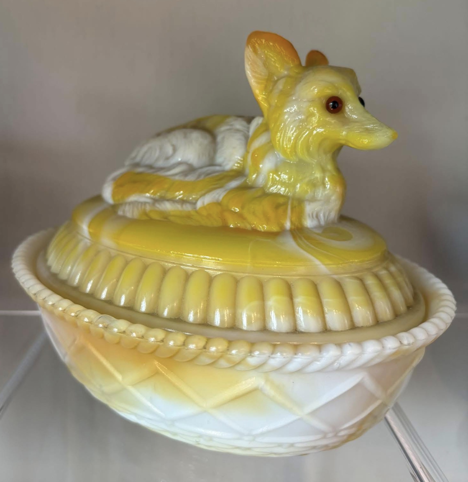 Ruby Marble FoxFox Covered Dish