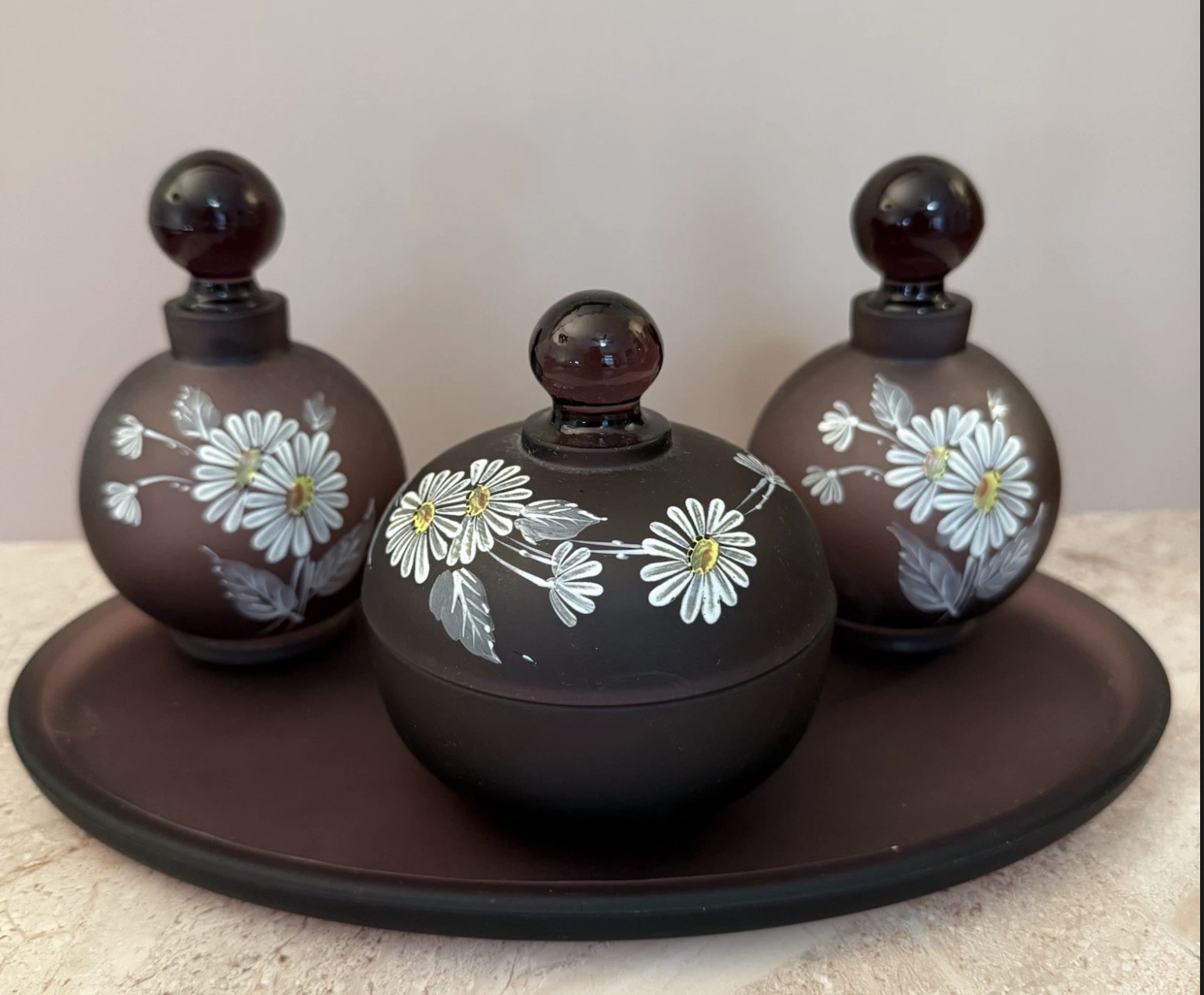 1902 Dresser Set Lilac Mist with Daisies