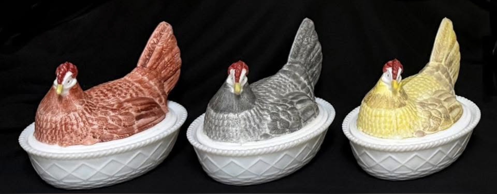 Large Hen on Basketweave Base Hand Painted 