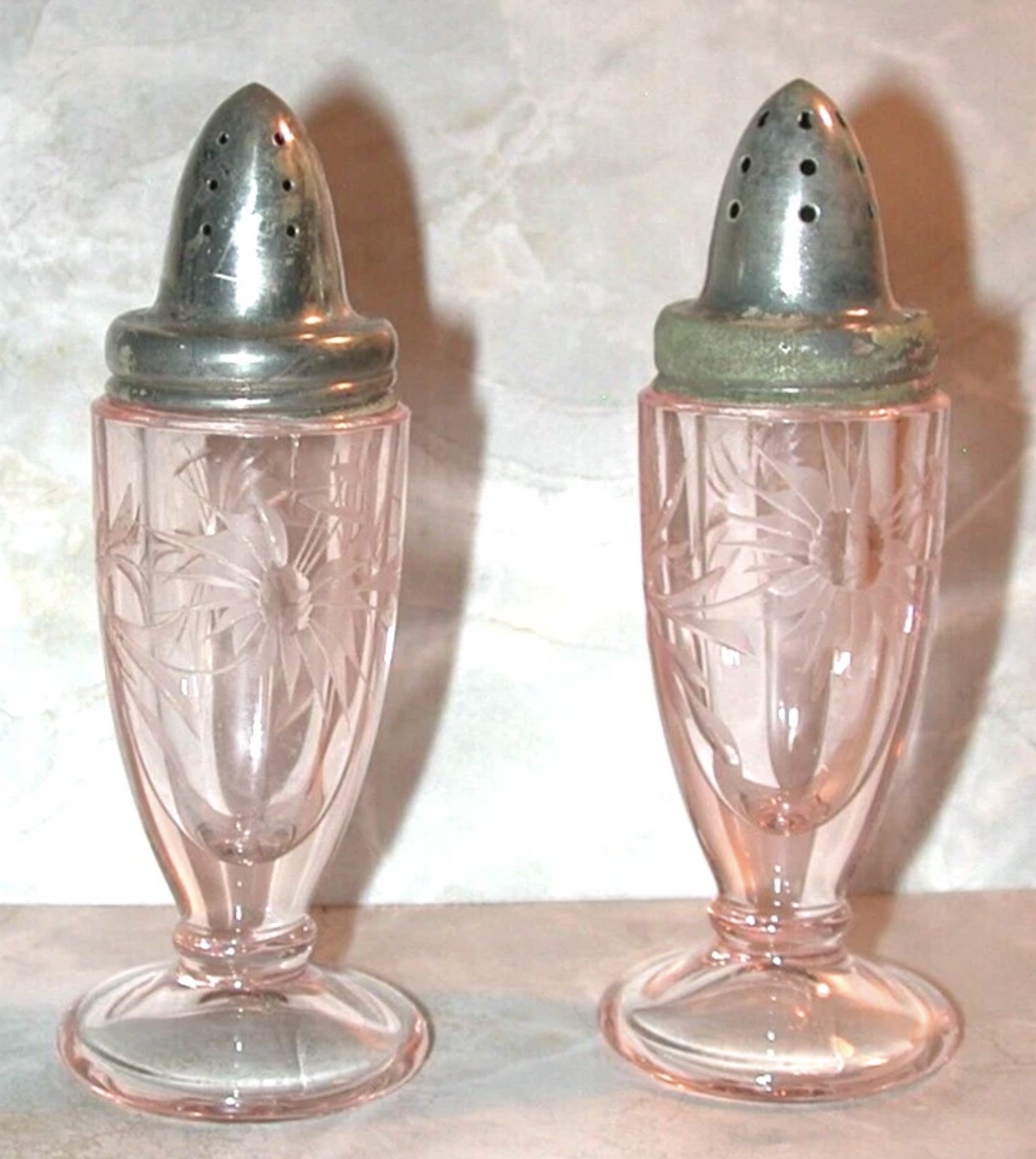 1800 Line Pink Shakers with Cutting