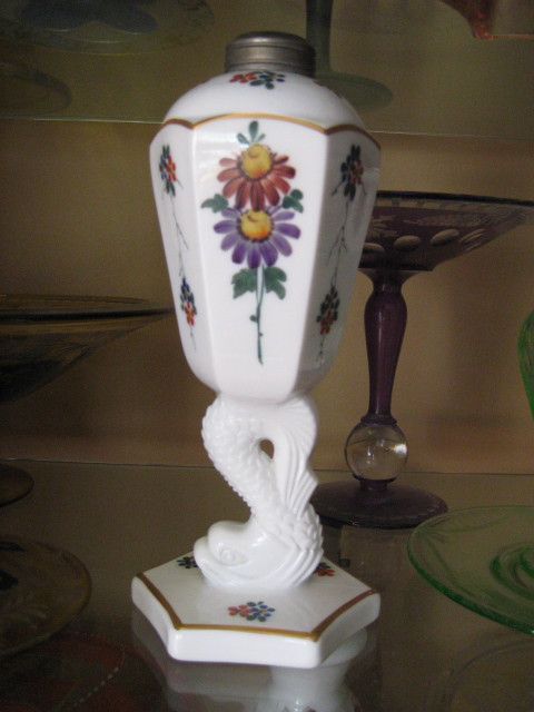 Dolphin Oil Lamp in Opal with Hand Painted Decoration